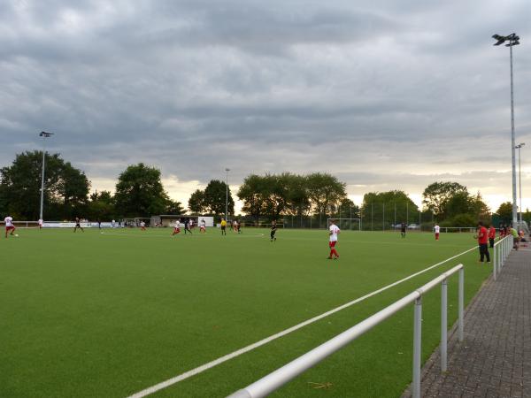Sportplatz Straße zur Mühle - Troisdorf-Eschmar