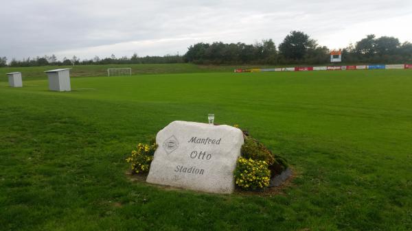 Manfred Otto Stadion im Sportpark - Breklum