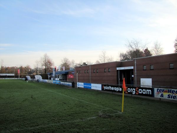 Sportpark Gagelman veld 6-De Zweef - Hellendoorn-Nijverdal