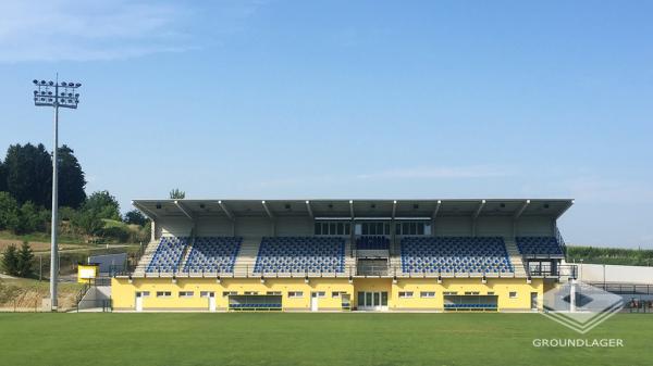 neue Haupttribüne