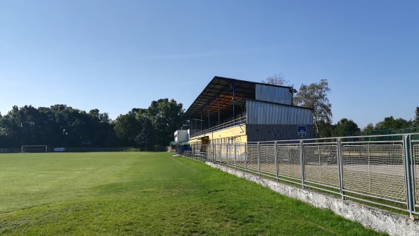 Futbalový štadión Hurbanovo - Hurbanovo
