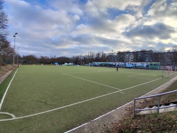 Sportplatz Wiener Straße - Berlin-Kreuzberg