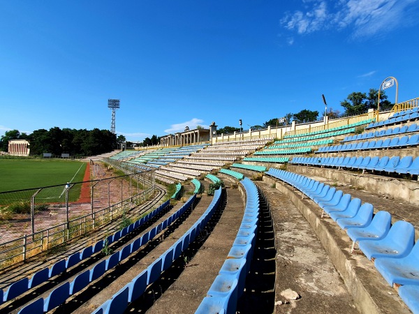 Stadioni Poladi - Rustavi