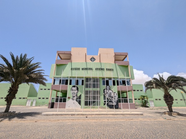 Estádio Municipal Arsénio Ramos - Sal Rei