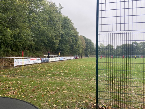 Sportplatz Tivoli - Ense-Waltringen