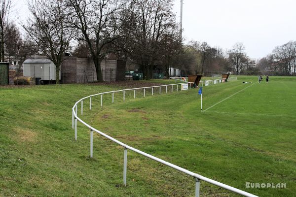 Guts-Muths-Stadion - Magdeburg-Stadtfeld West