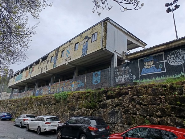 Campo Municipal Os Carris - Barbadás (Barbadanes), GA