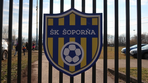 Športový areál ŠK Šoporňa - Šoporňa