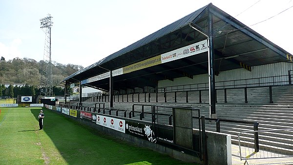 The Gnoll - Neath, NTL