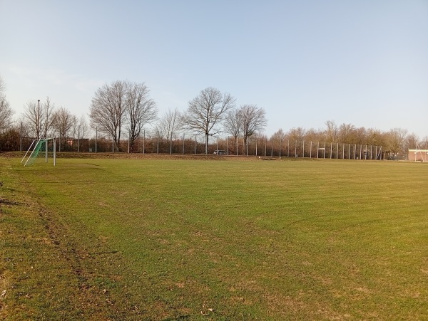 Stadion West F-Platz - Wolfsburg-Laagberg