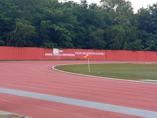 Stade Pierre Antonius - Les Abymes