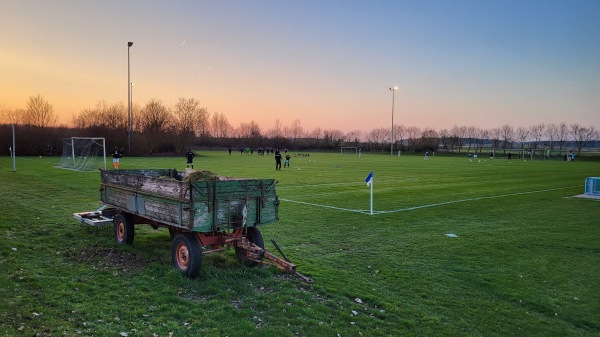 Falkenberg-Arena Nebenplatz - Donnersdorf