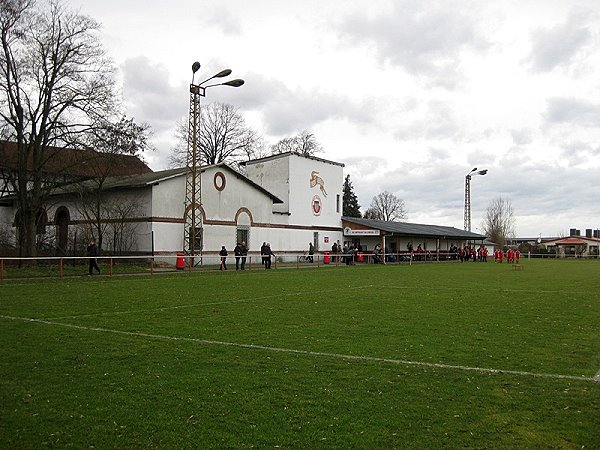 Flora-Sportplatz - Salzwedel