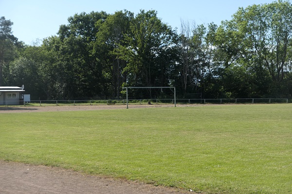 Sportplatz Lüdersdorf - Lüdersdorf-Wahrsow