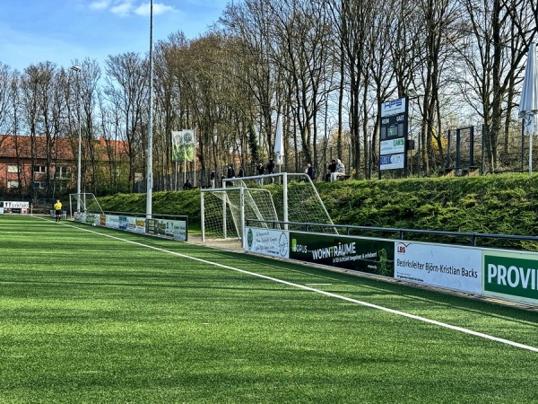 Sportplatz am Freibad - Bad Oeynhausen-Lohe