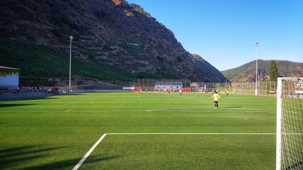 Sportplatz unter dem Rosenberg - Kobern-Gondorf