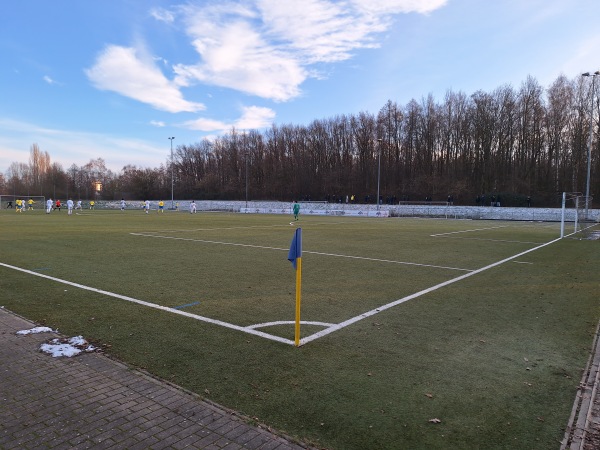 Nachwuchsleistungszentrum Sportpark Kennel E-Platz - Braunschweig-Kennel