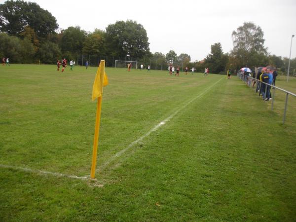 Sportplatz Turnhallenweg - Petershagen/Weser-Neuenknick