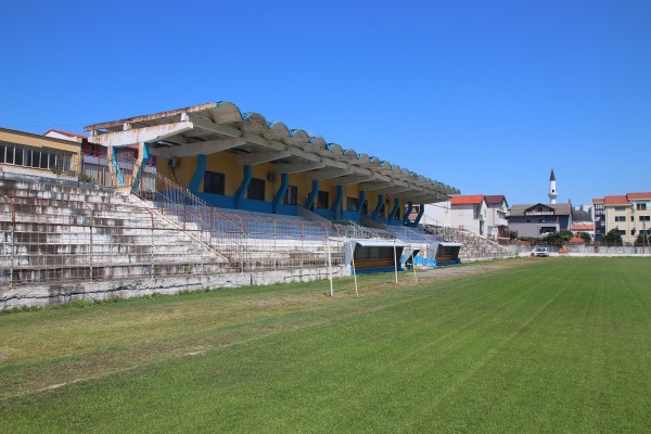 Stadiumi Brian Filipi - Lezhë
