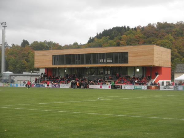 Stadion Am Poetz - Weidingen