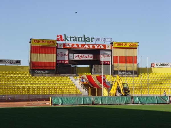 Malatya İnönü Stadyumu - Malatya
