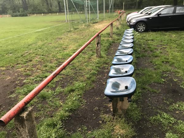 Sportplatz Manfred von Brauchitsch - Leipzig-Altlindenau