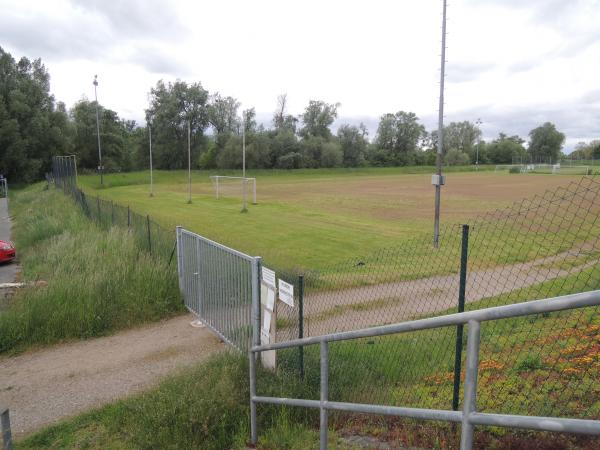 Sportplatz zum Rheinfeld 2 - Riedstadt-Erfelden