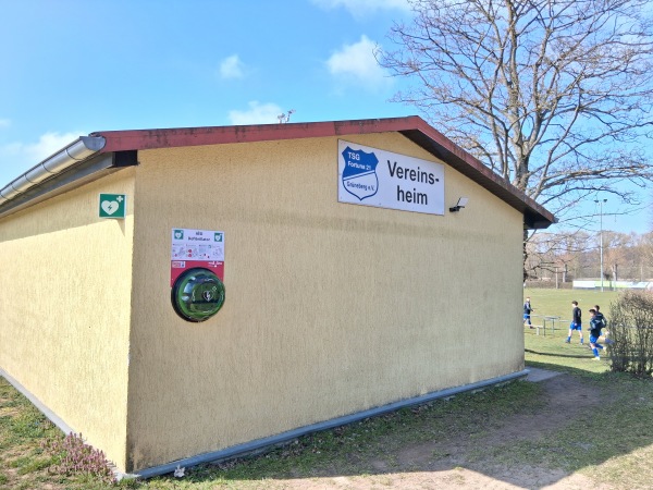 Sportanlage Pappelhofer Weg - Löwenberger Land-Grüneberg