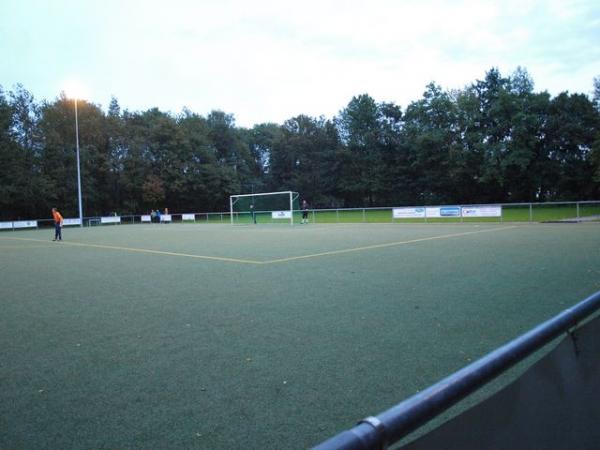 Sportplatz Windmühlenweg - Meerbusch-Ossum-Bösinghoven