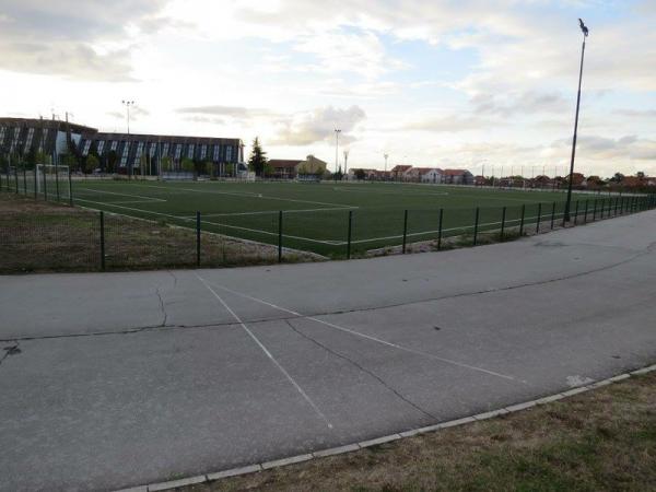Stadion FK Lazaverac - Lazaverac 