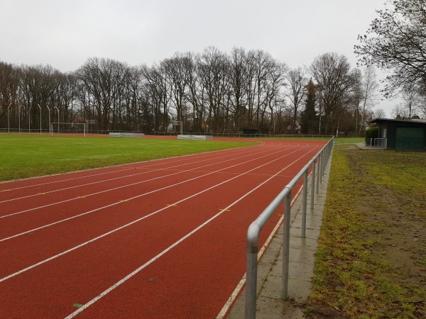 Sportplatz am Reesenbüttel - Ahrensburg