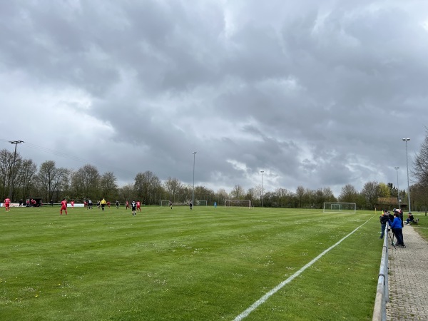 Sportanlage Pfarrer-Starostzik-Straße - Eggolsheim-Neuses