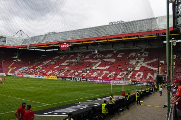 Fritz-Walter-Stadion - Kaiserslautern-Betzenberg