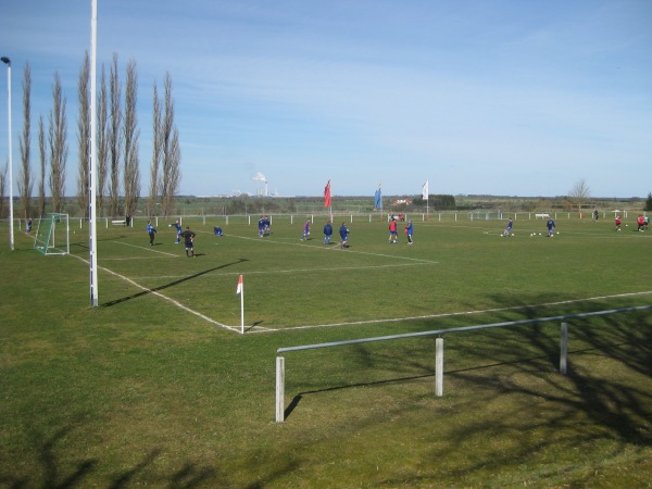 Fußballanlage - Treffpunkt Rot-Weiß - Arneburg