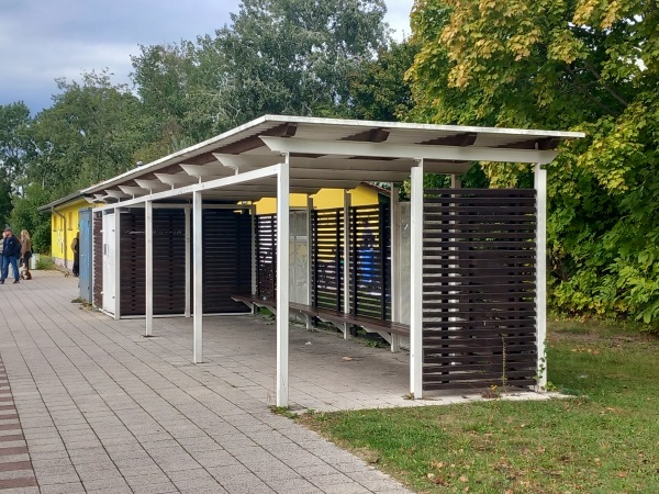 John-Schehr-Platz - Teltow