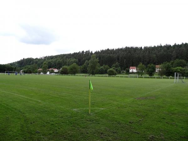 Sportplatz an der Nahe - Schleusingen-Hinternah