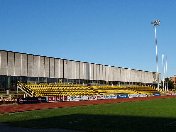 Šiaulių savivaldybės stadionas - Šiauliai