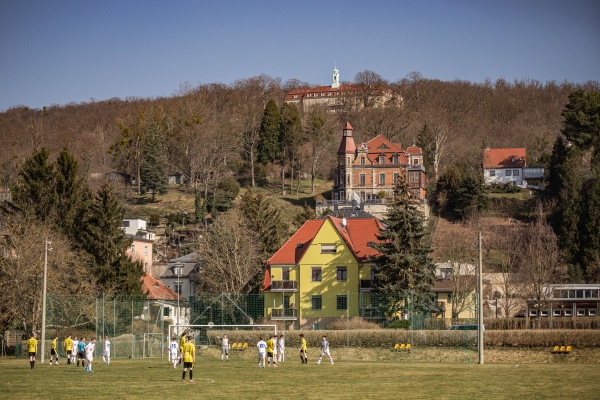 Sportanlage an der Elbe - Dresden-Wachwitz