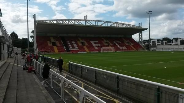 Kingfield Stadium - Woking, Surrey