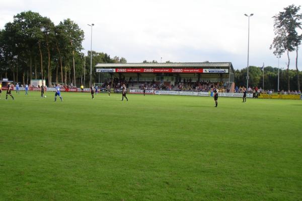 Stadion Biener Busch - Lingen/Ems-Holthausen-Biene