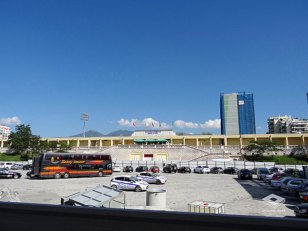 Stadiumi Kombëtar Qemal Stafa - Tiranë (Tirana)