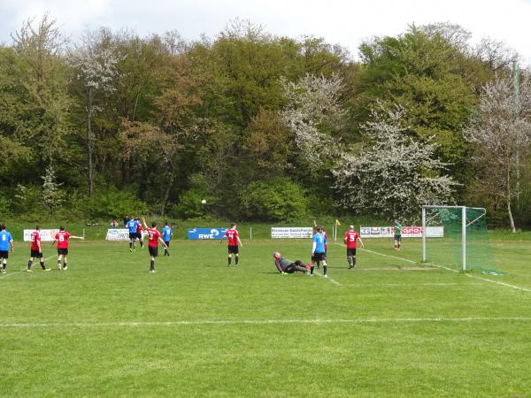 Toni-Wilschewski-Stadion - Kerpen-Manheim