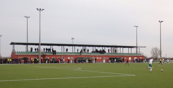 Lipóti Futball Center Műfüves pálya - Lipót