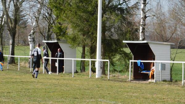 Sportplatz an der Floßmühler Höh' - Grünhainichen-Borstendorf