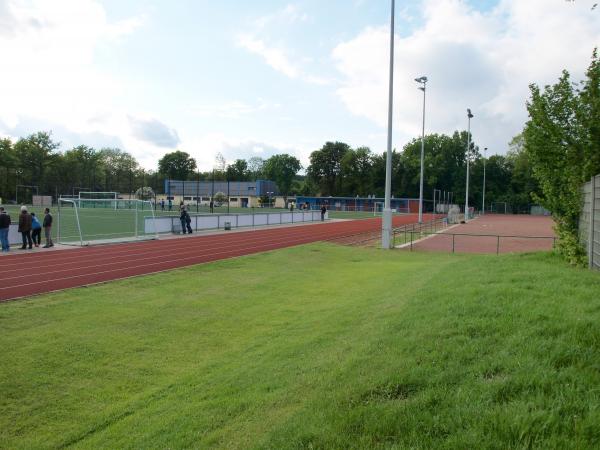 Bezirkssportanlage Kuhlhoffstraße - Essen/Ruhr-Altenessen