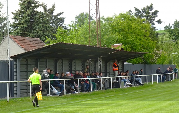 Futbalové ihrisko Oreské - Oreské