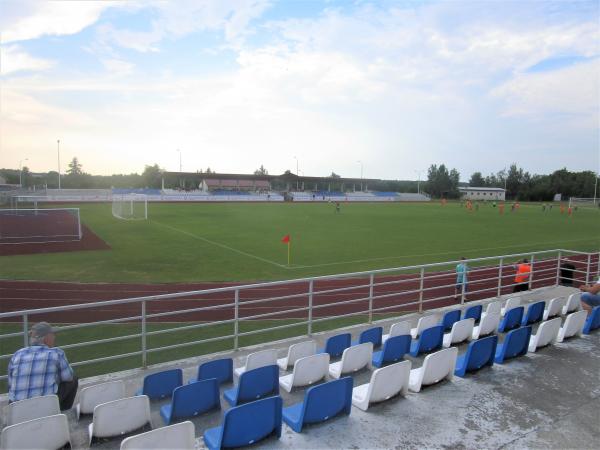 Stadion Miejski w Ożarowie - Ożarów