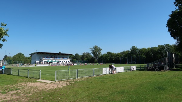 Městský fotbalový stadion Chlumec nad Cidlinou - Chlumec nad Cidlinou