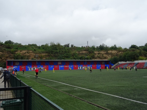 Stadion kraj Bežanijske crkve - Beograd