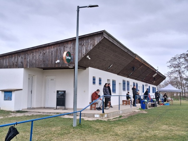 Hřiště Struhy - Čachovice-Struhy